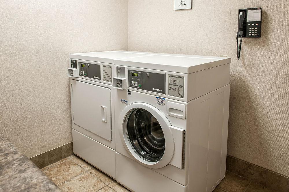 Comfort Inn & Suites Warsaw Near Us-30 Экстерьер фото
